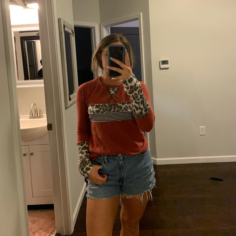 Boutique long sleeve